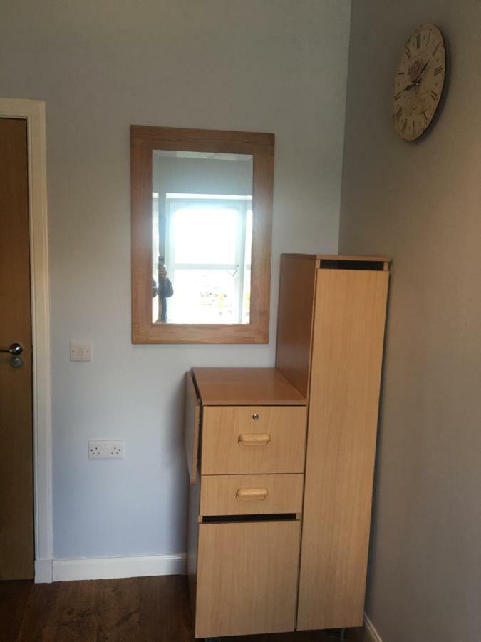 1 Lochness Rooms&Hostel Drumnadrochit Buitenkant foto